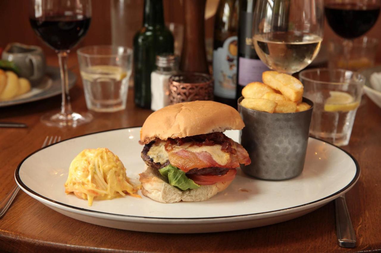 The Erskine Arms Conwy Ngoại thất bức ảnh